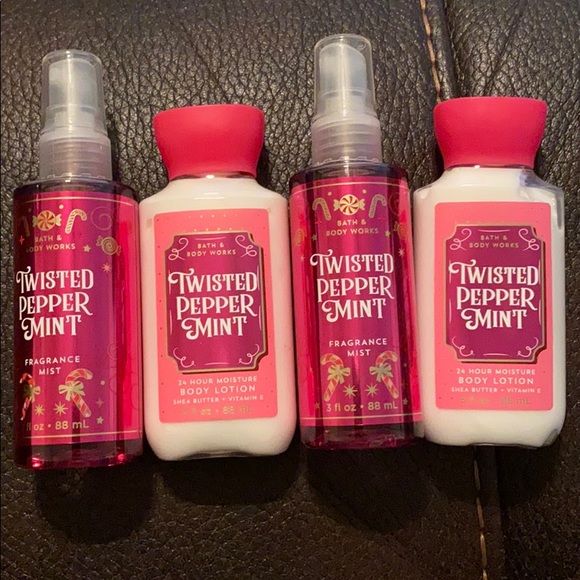 Bath & Body Works Twisted Peppermint TRAVEL SIZE - Picture 1 of 3